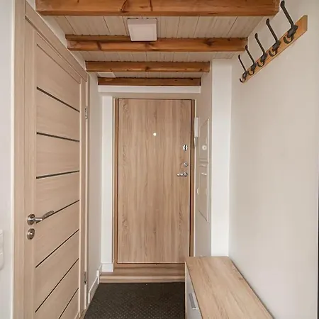 Lovely Loft In Old Town With Free Parking By Urban Rent *