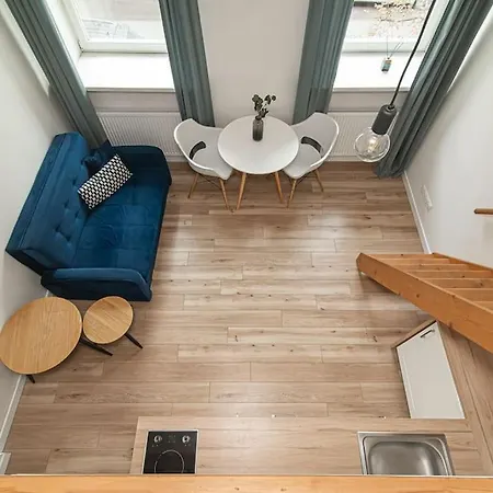Lovely Loft In Old Town With Free Parking By Urban Rent