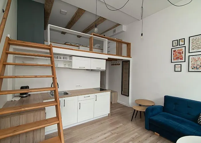 Lovely Loft In Old Town With Free Parking By Urban Rent