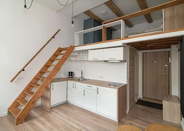 Διαμέρισμα Lovely Loft In Old Town With Free Parking By Urban Rent